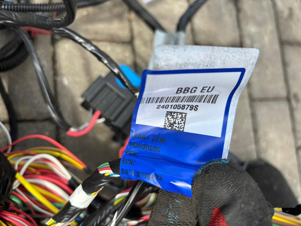 фото №5, Dacia spring електропроводка цілого автомобіля 2023r. eu. 240105879s