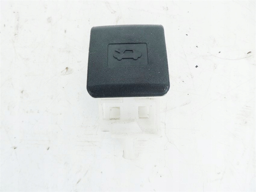 фото №1, Ручка открывания капот toyota verso 2009-2018r