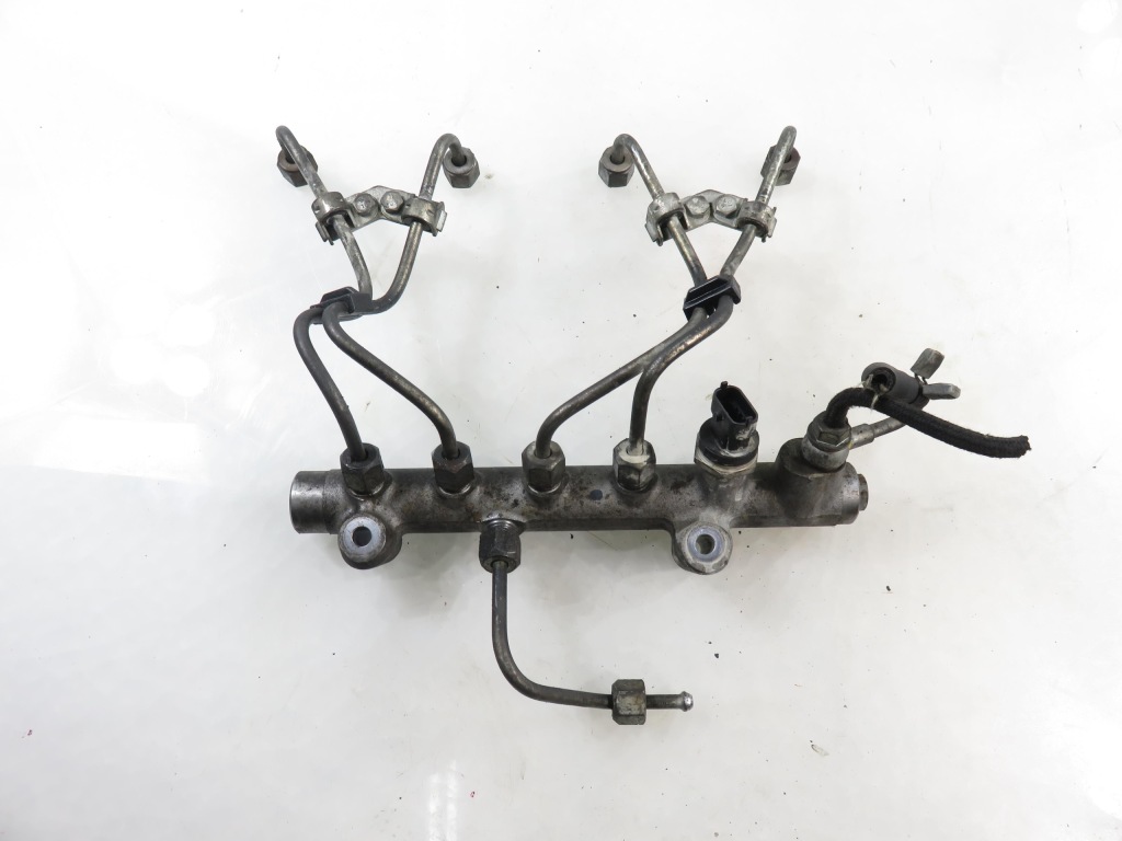 Купить Молдинг впрыскная opel astra 3 h gtc 1.7 cdti 0445214227 8980234542