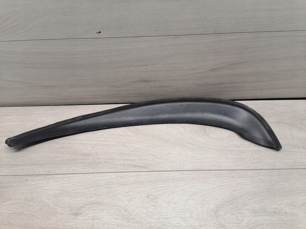 фото №1, Mercedes amg gt накладка дверь правая a1906910200