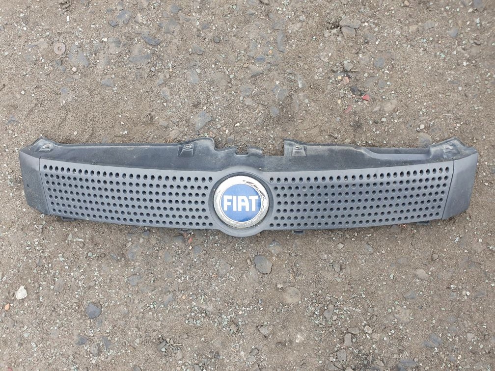 фото №1, Решётка радиатора решётка радиатора fiat panda ii 2005 idealny