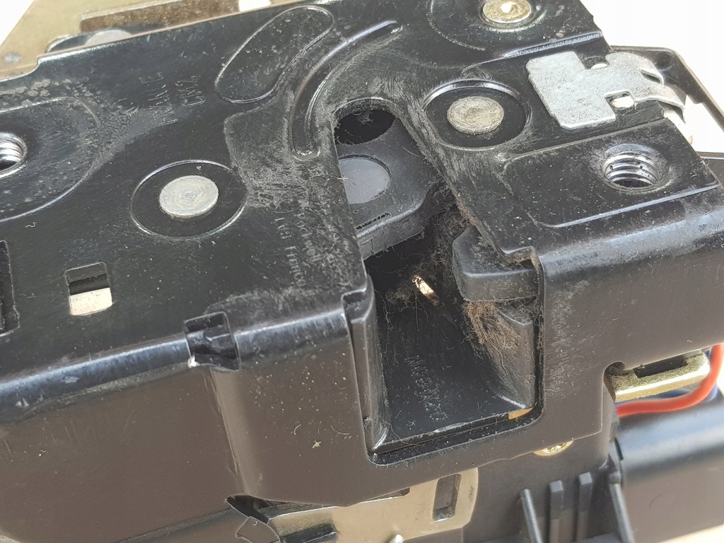 фото №7, Замок двері правий перед / audi a2 / 8z1837016a / 9 pin / europa / справний