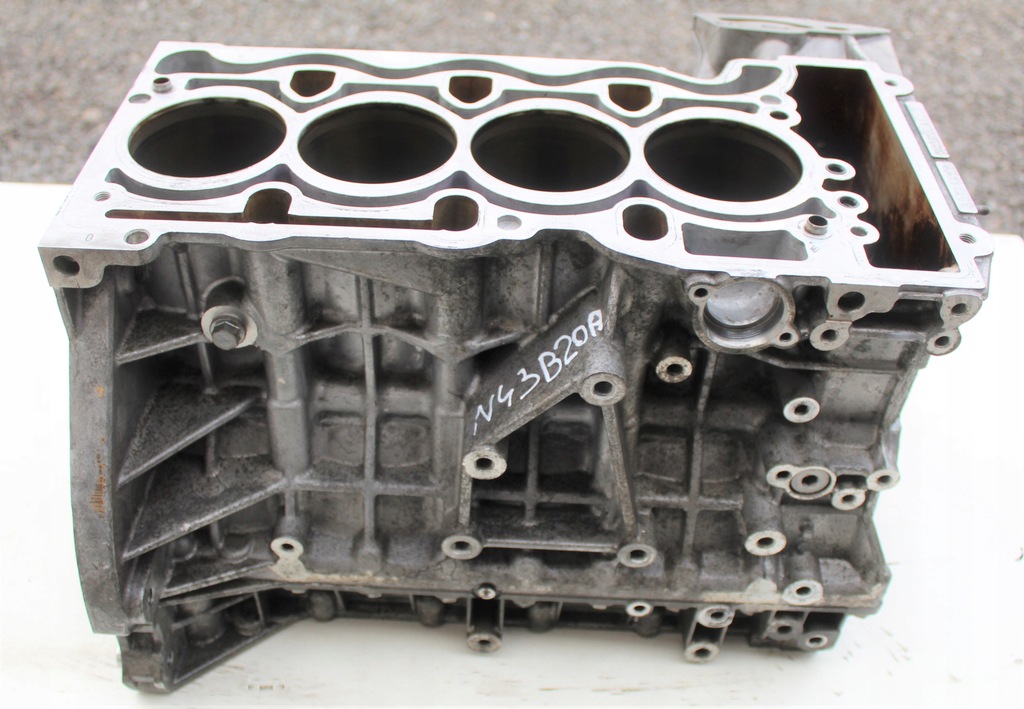 фото №11, Блок двигуна bmw e90 e91 e81 e82 2.0b n43b20a