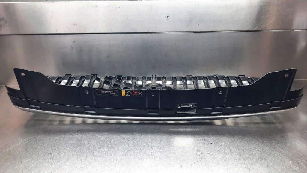 фото №12, Решётка радиатора решётка радиатора оригинальный номер 31425535 volvo xc60 ii 17-