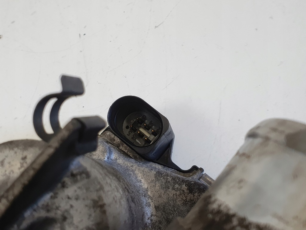 фото №9, Ford fiesta mk7 1.25 дросельна заслінка 8a6g-9f991-ac 0280750532