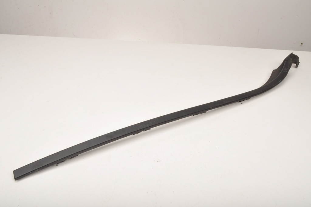 фото №6, Volvo s60 ii v60 молдинг стекло передней лобовое 30753986 правая