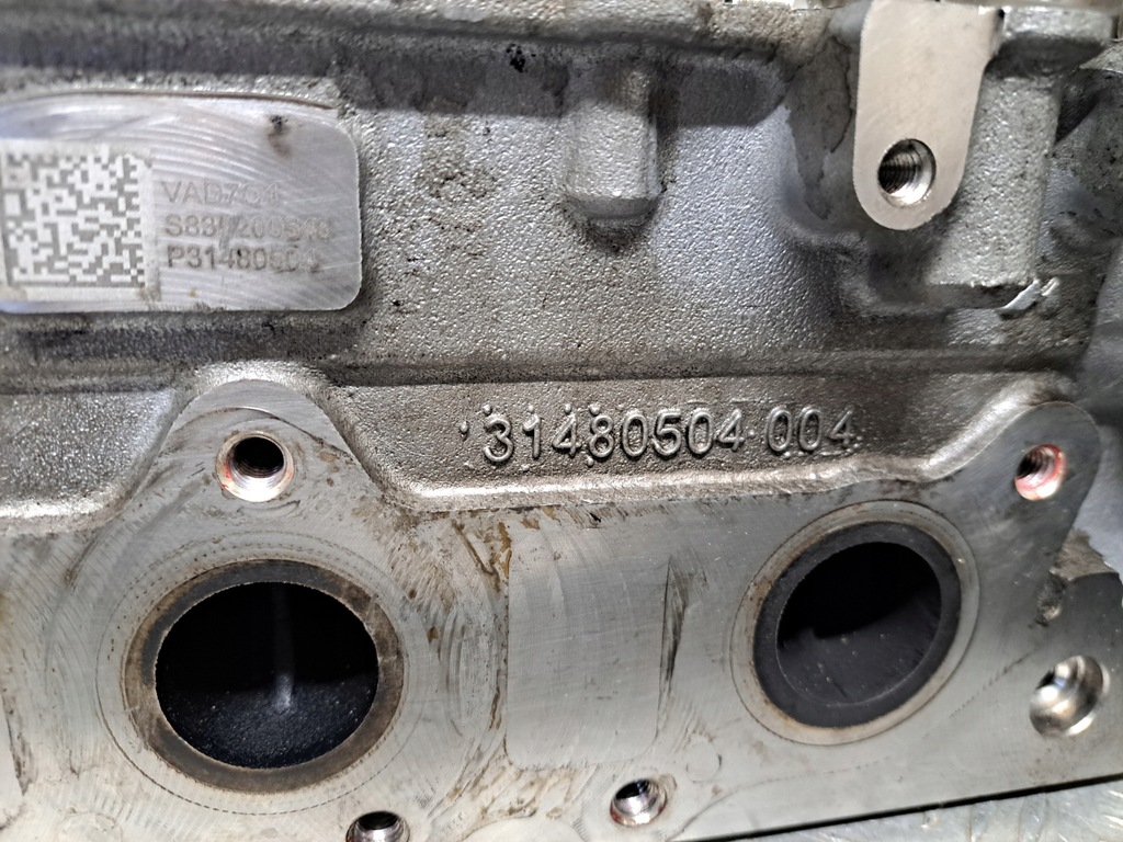 фото №6, Volvo xc40 2.0 t5 d4204t14 190km головка двигателя