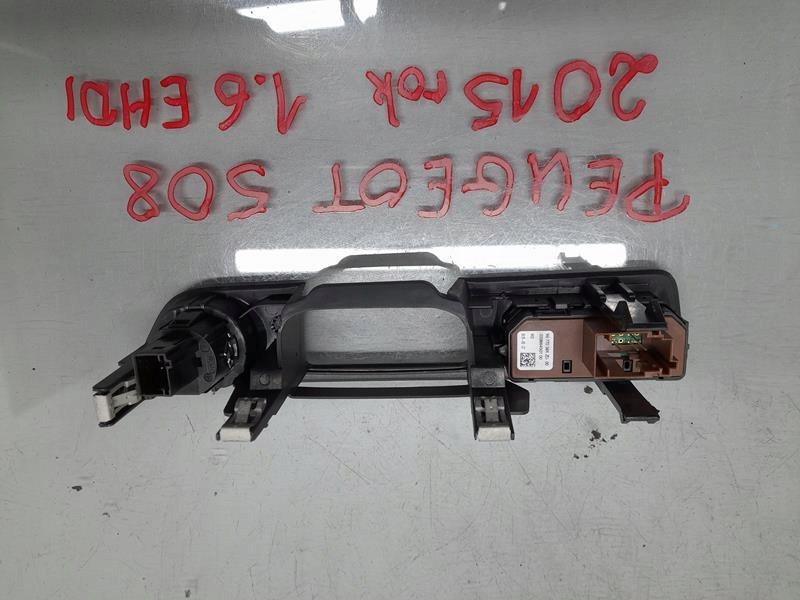 фото №3, Панель кнопка запуск стоп крышки задняя 508 lift