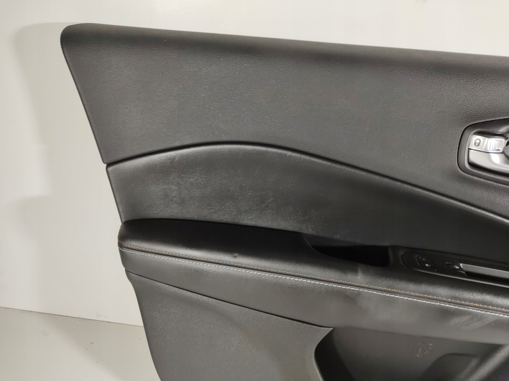 фото №6, Jeep compass 17r- обшивка двері перед лівий uk