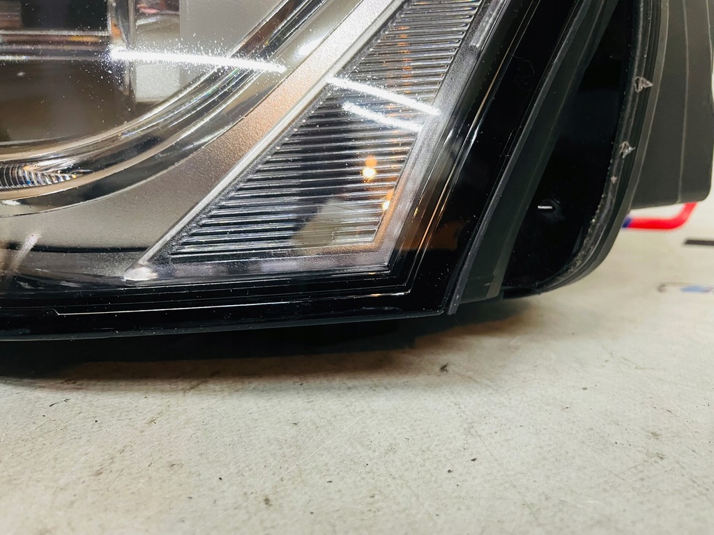 фото №6, Audi a4 b8 lift лампа левая перед ксенон led 2012-2015 rok