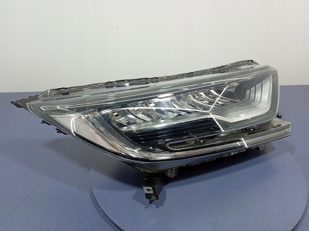 фото №2, Honda cr-v v lift 19- фара правый full led eu