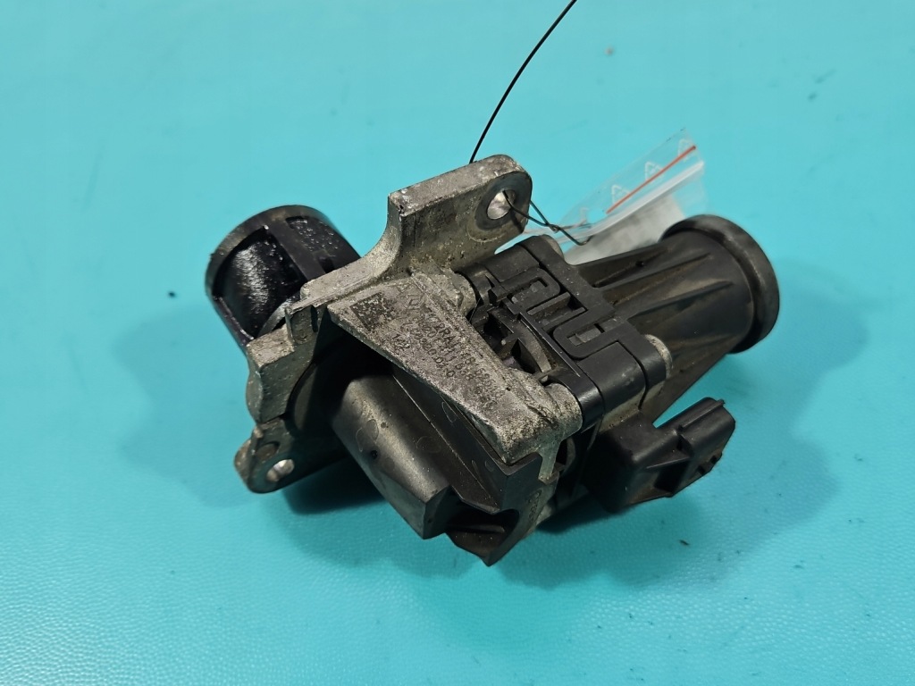 Купити Клапан egr mercedes w176 8201411538 1.5 cdi