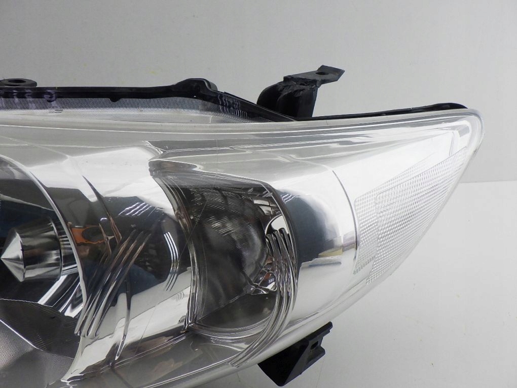 Toyota corolla e15 рестайлинг  ксенон 2010- фара левая Оригинал