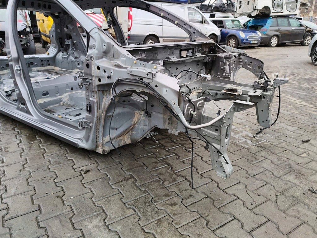 фото №8, Clio iv 4 кузов каркас кузов четверть крыша 5d