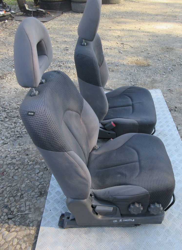 фото №5, Сиденье правый перед mitsubishi pajero iii 99-06 3d