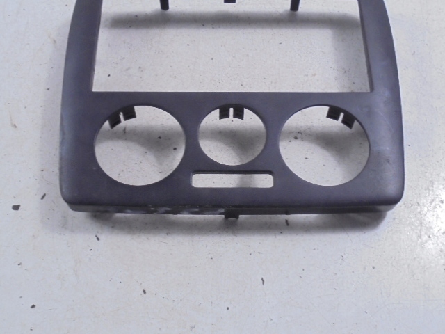 фото №7, Skoda octavia i 1u захист корпус рамка радіо 1u0858071