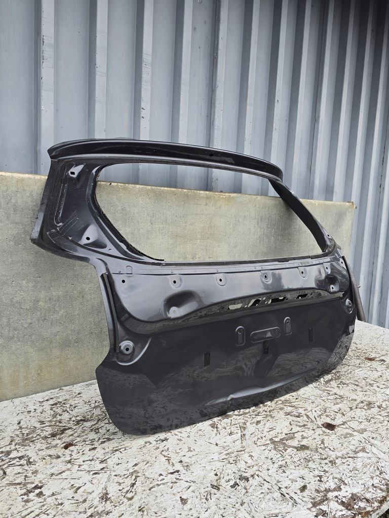 фото №9, Toyota yaris iv 4 крышка багажника крышка багажника