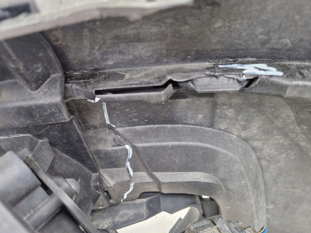 фото №16, Volvo xc70 xc-70 2 ii бампер перед передний