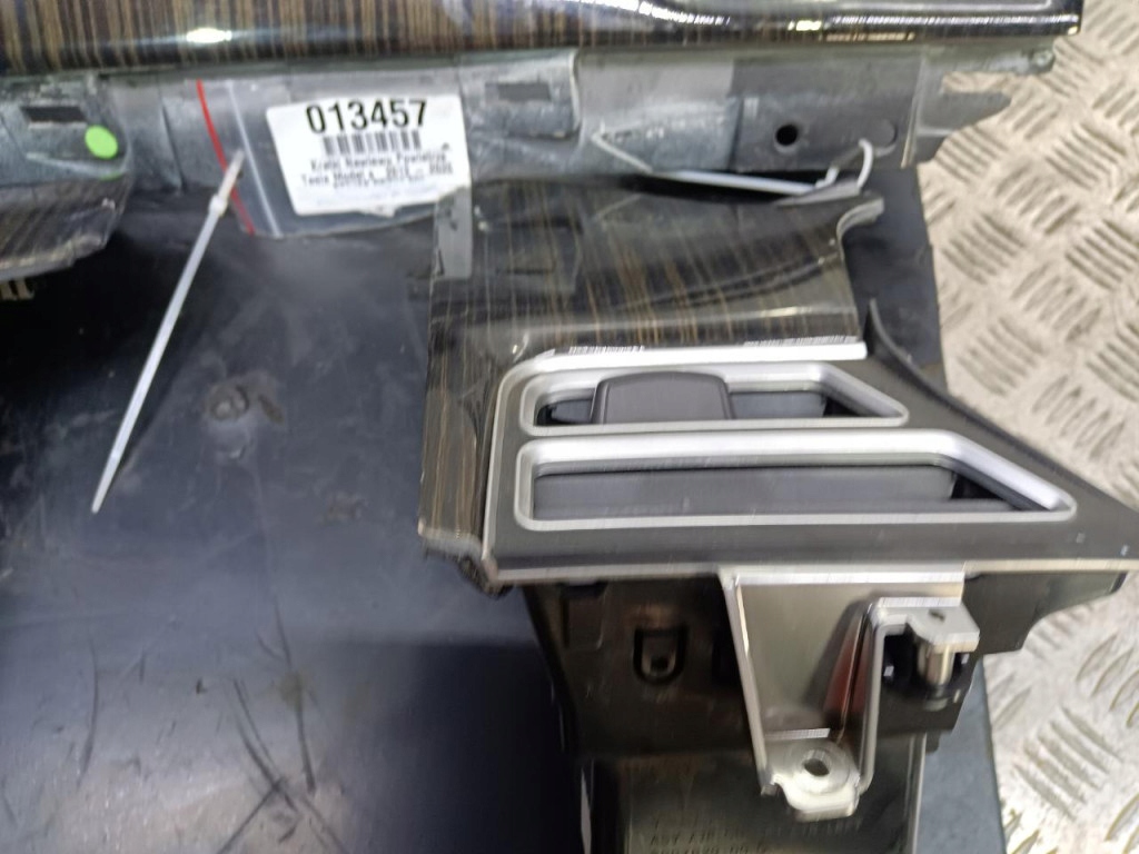 Tesla model s решётки обдув воздуха декоры eur Недорого