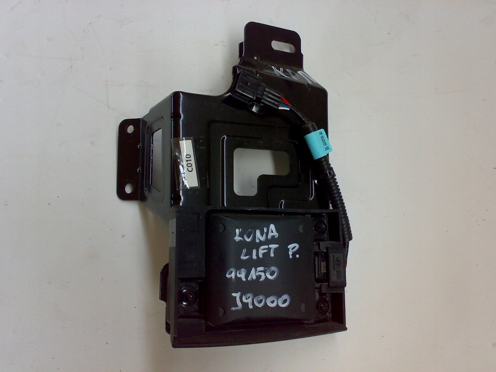 фото №1, Hyundai kona lift датчик задній радар правий