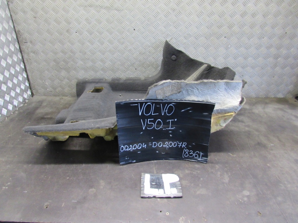 фото №1, Обшивка пол левый перед volvo v50 s40 04-07r