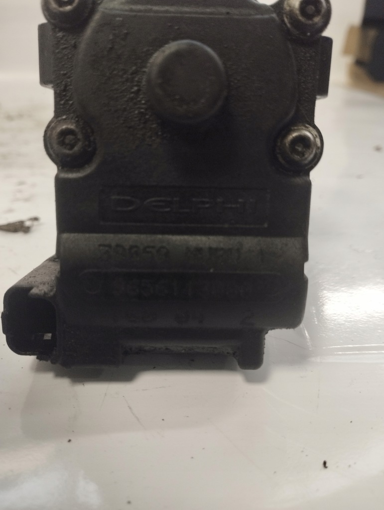 фото №10, Citroen c2 1.4hdi дроссельная заслонка воздуха 9656113080