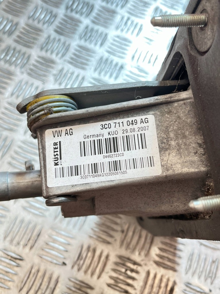 фото №8, Домкрат перемикання передач audi a3 s3 a3 8p 1k0711061b