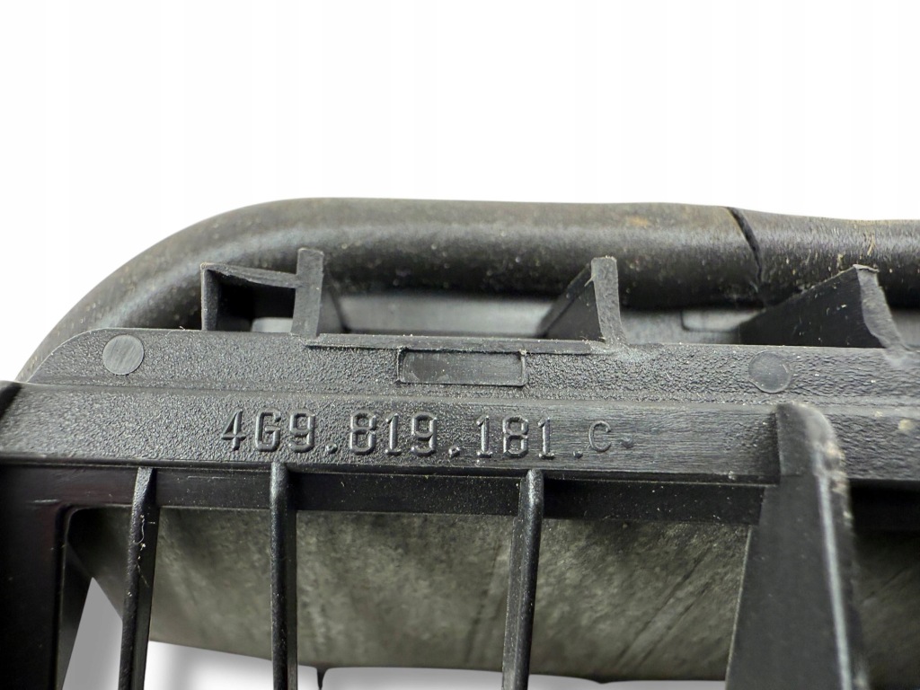 фото №7, Audi q2 - 2022 решітка вентиляційна pod бампером заднім