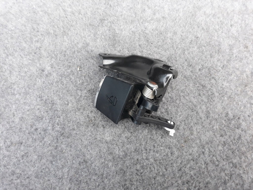 фото №1, Замок кронштейн сиденье mercedes w212 kombi