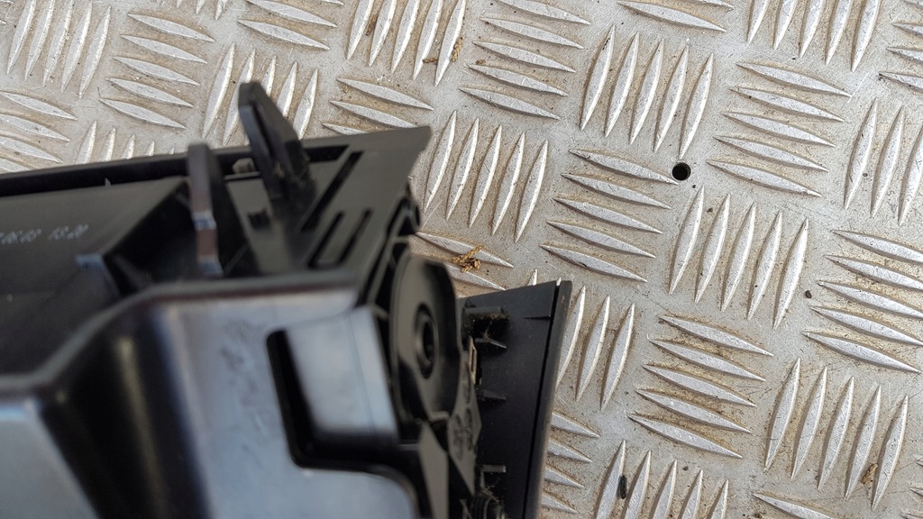 фото №8, Mercedes w211 пепельница бардачок drewno a2118100430