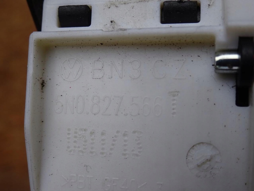 фото №9, Audi rsq3 q3 8u a4 b8 8k kombi ручка крышки задняя задний микровыключатель 5n0827566t