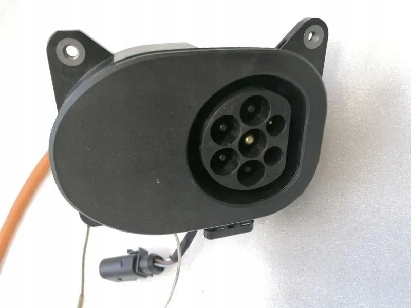 фото №11, Porsche taycan 9j 9ja971106k hv зарядка проводка rhd