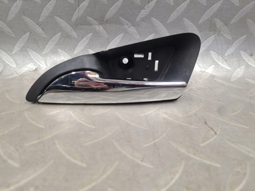 Купить Ручка внутренняя дверь передняя левая перед хром opel mokka оригинал