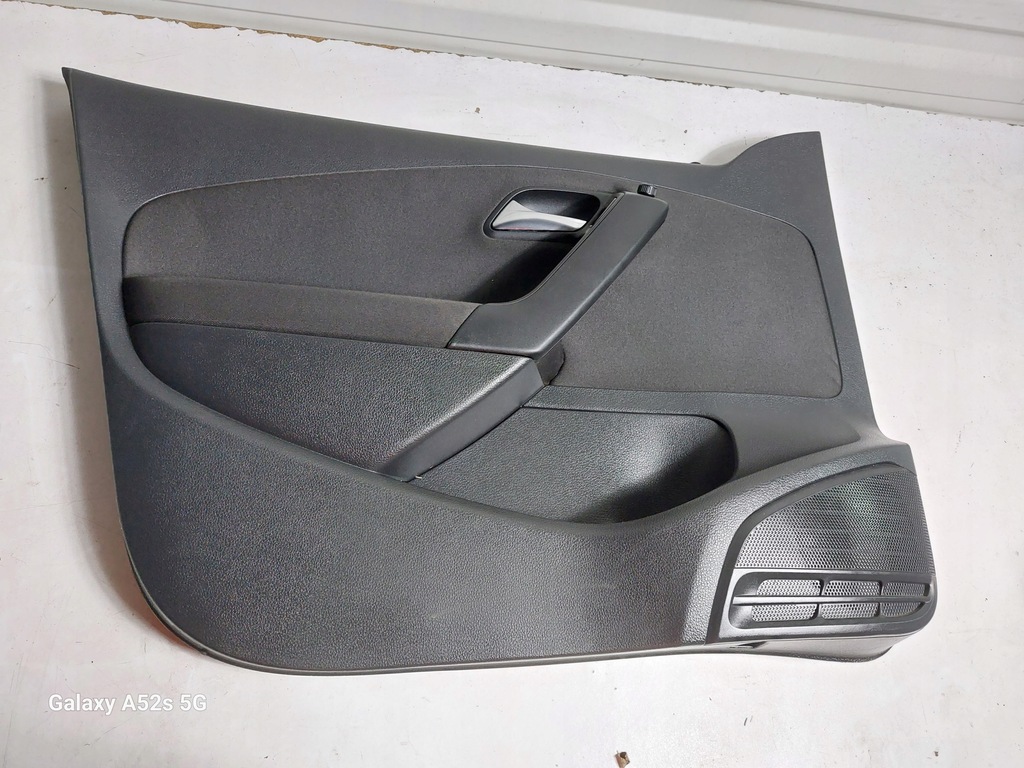 фото №9, Оббивка двері лівий перед vw polo v eu