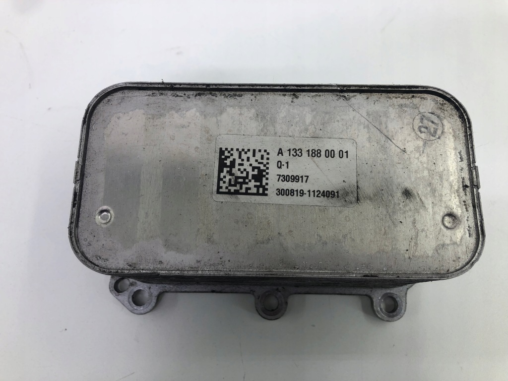 фото №1, Mercedes w177 amg радиатор масла a1331880001