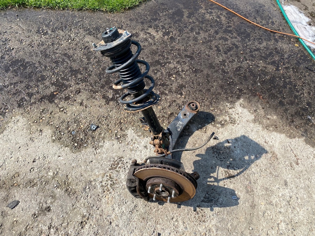 фото №1, Mcperson ix35 sportage 1.7 рычаг поворотный кулак левая