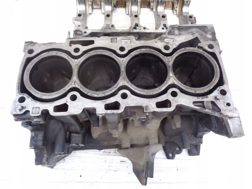 Болты шпильки головки комплект toyota avensis t25 2.0 d4d 1ad , 2ad rav4 с Разборки