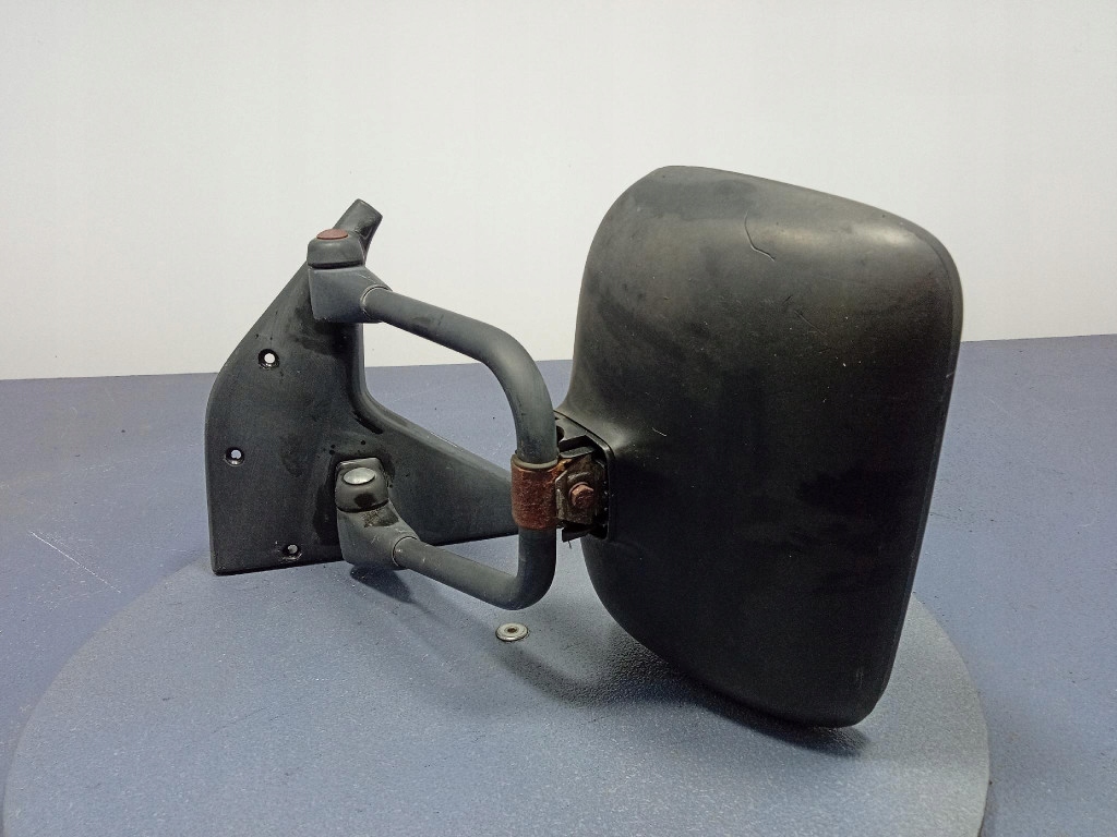 Mercedes vito w639 зеркало правое чёрные a6398109716 Оригинал