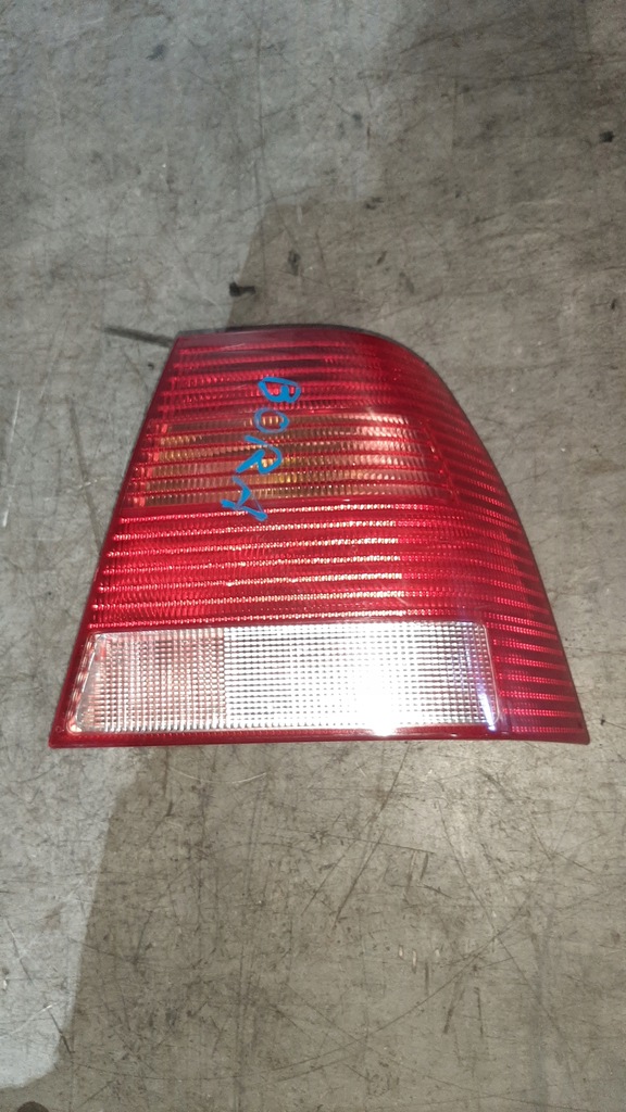 фото №1, Лампа права задня vw bora