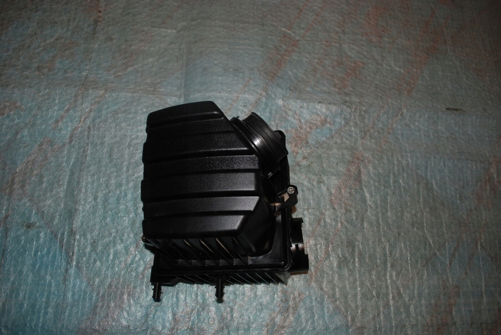 фото №1, Корпус фільтра повітря jeep compass 1235443s01 17 r.-