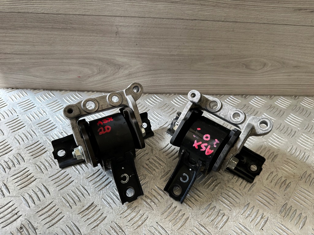 фото №11, Mitsubishi asx 2.0 кронштейн подушка коробки mn184344