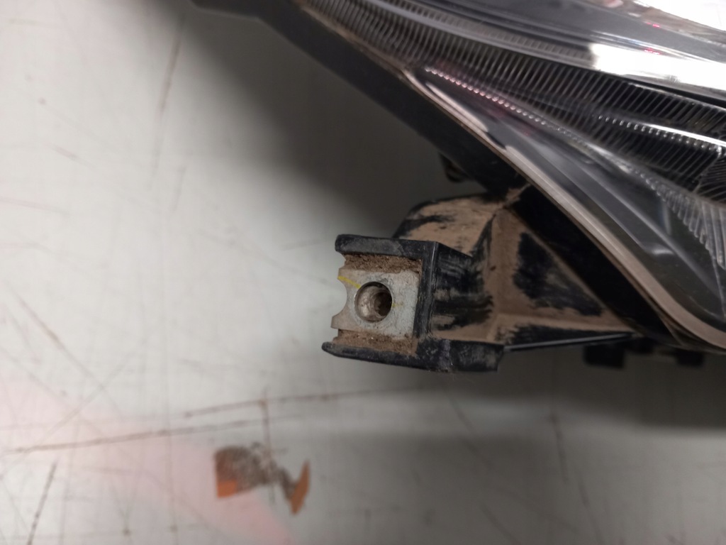 фото №14, Toyota hilux viii 8 лампа передняя правая led oryg!