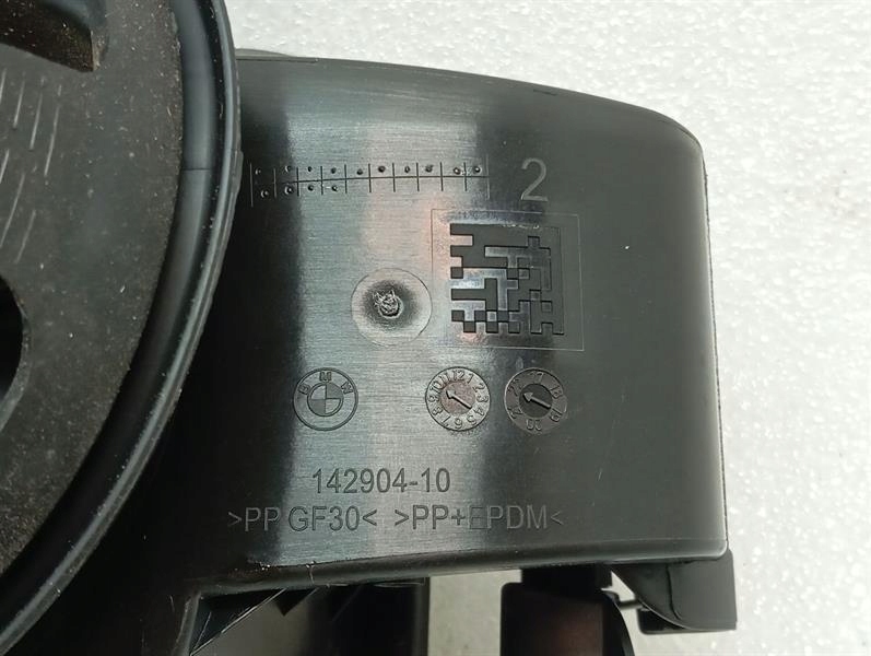 Купить Bmw 3 m3 g80 g20 fuel cap 7433407 isle of man green металлик c4g