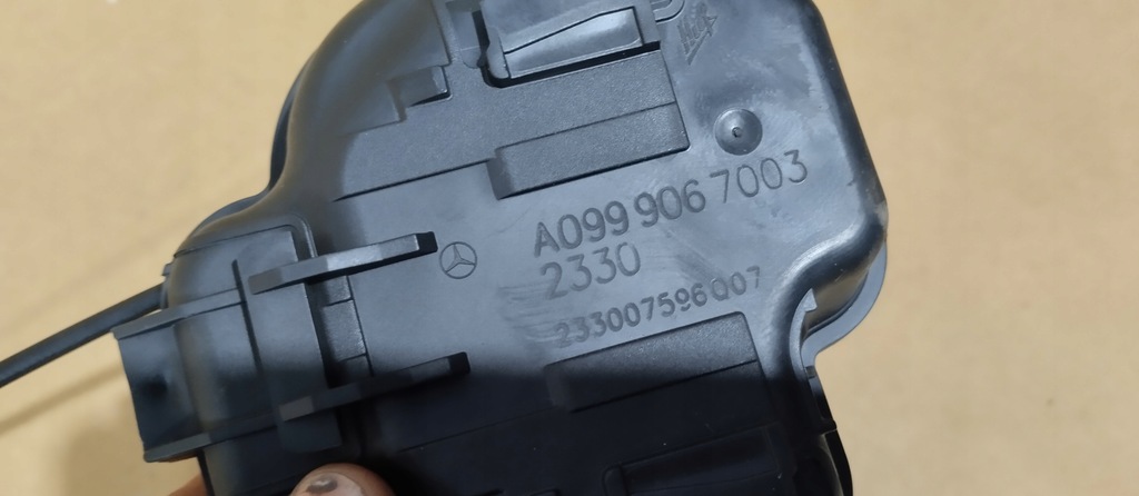 фото №5, Доводчик задняя задний крышки багажника mercedes c-klasa w206 a0999067003