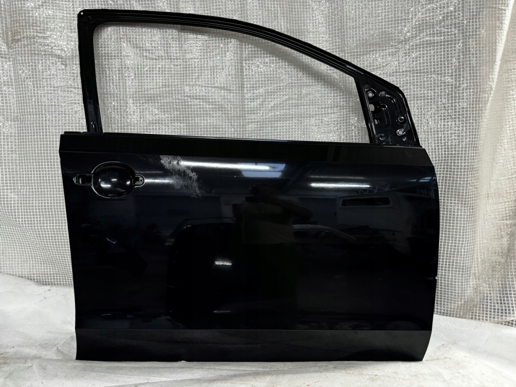 фото №1, Vw up праве передні двері