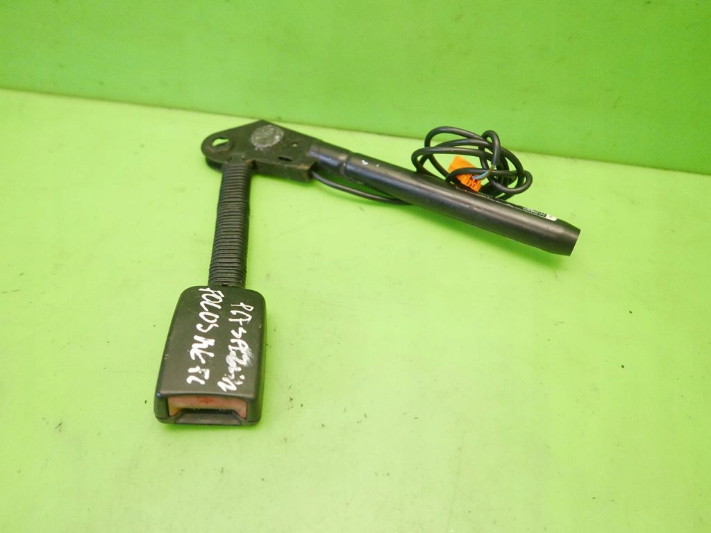 Замок натяжитель поперечина правое  перед ford focus mk1 Недорого