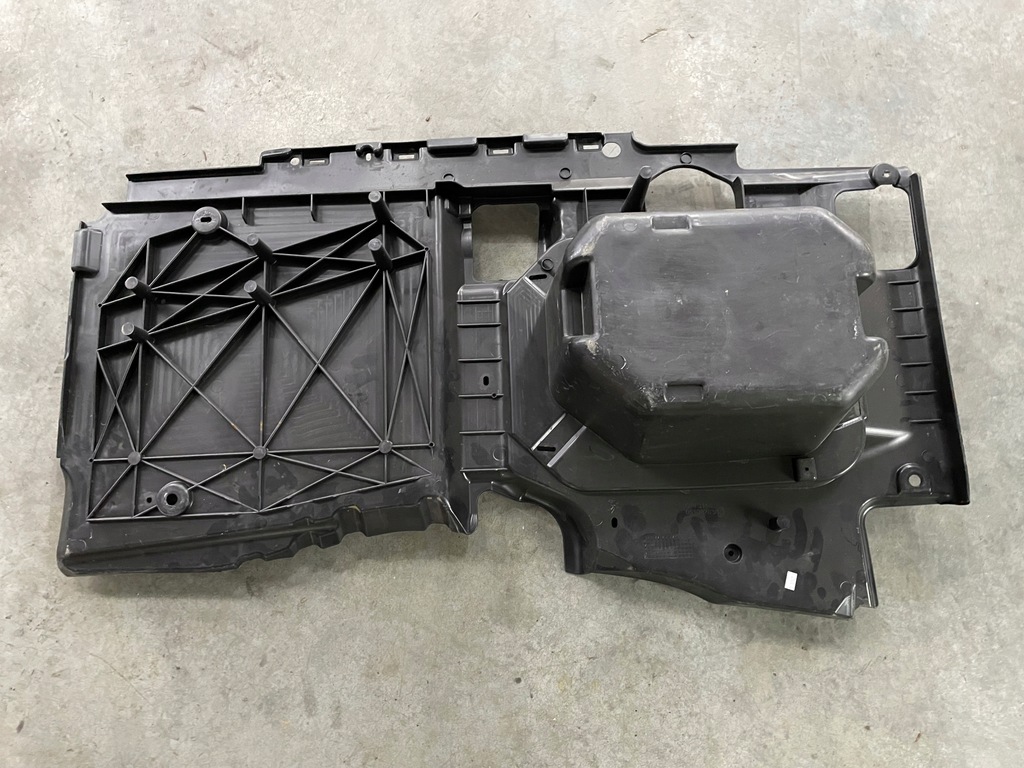 фото №7, Jeep grand cherokee wk2 пластик накладка підлога