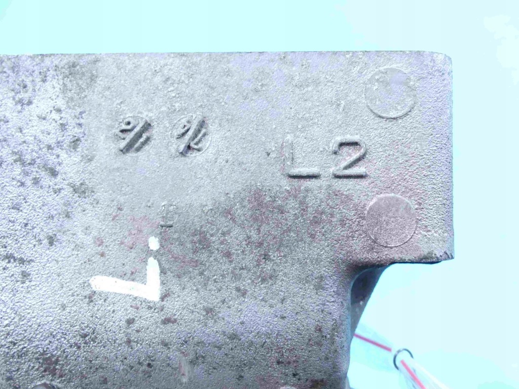 Кронштейн подушка двигуна ліва lexus ls iv 5.0 ls600h Зі Шроту