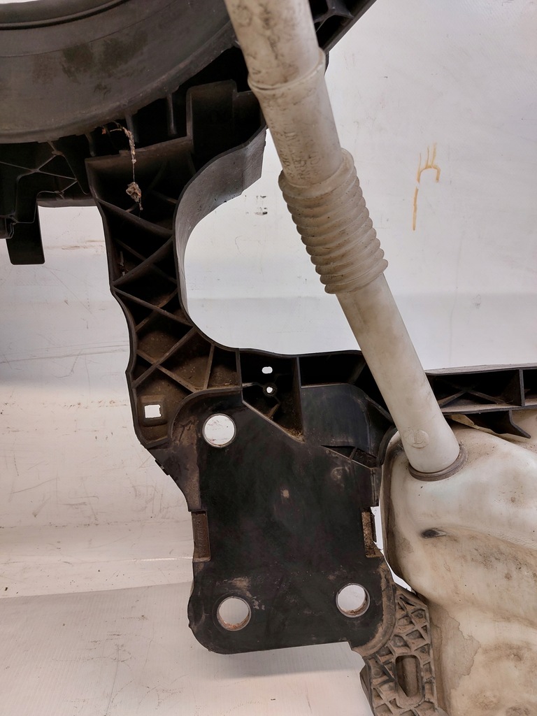 фото №13, Pas передний усилитель renault scénic ii 1.9dci