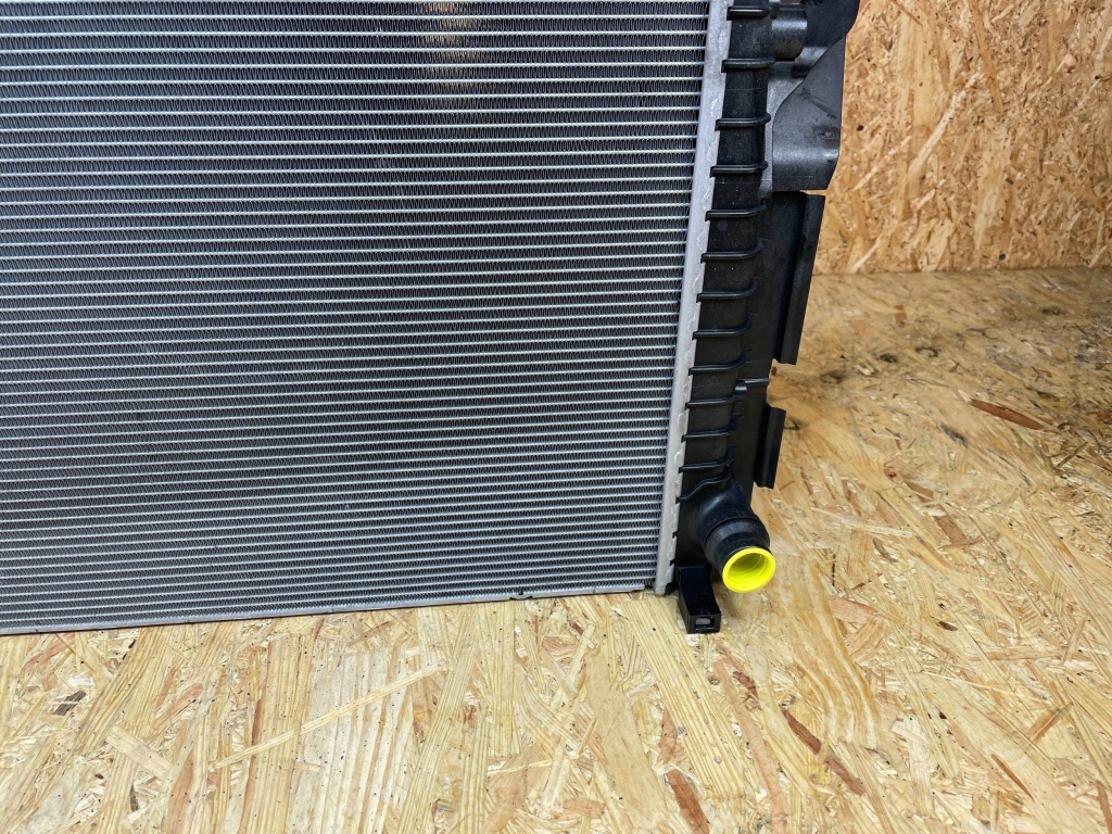 Радиатор воды bmw f45 f48 mini f54 f55 f56 f57 f60 8645783 Цена